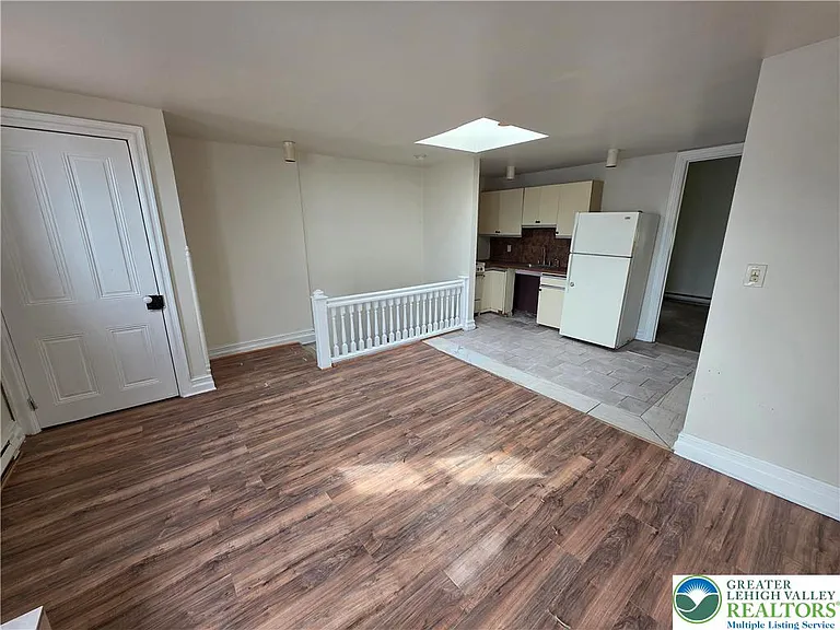 241 N 9th St — Photo 3