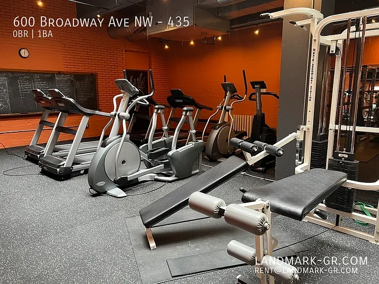 600 Broadway Ave NW #435 — Photo 22