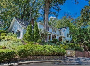 2820 N Jefferson St, Arlington, VA 22207