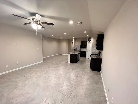 4th image of 3015 Lightles Manor Ct