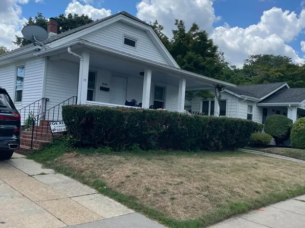 12 Wyckoff St, Deal, NJ 07723