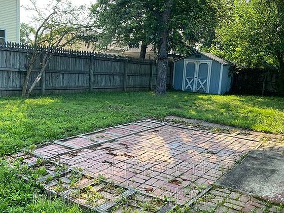 2nd image of 1902 Stonehearth Ct