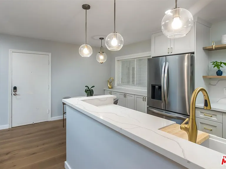 9005 Cynthia St #214 — Photo 25