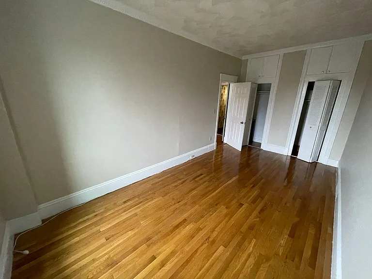 82 Commonwealth Ave — Photo 6