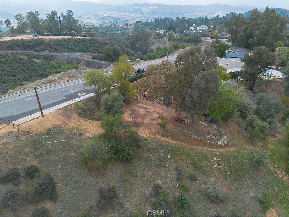 848 W Sunset Dr S #16, Redlands, CA 92373 | MLS #IG25044052
