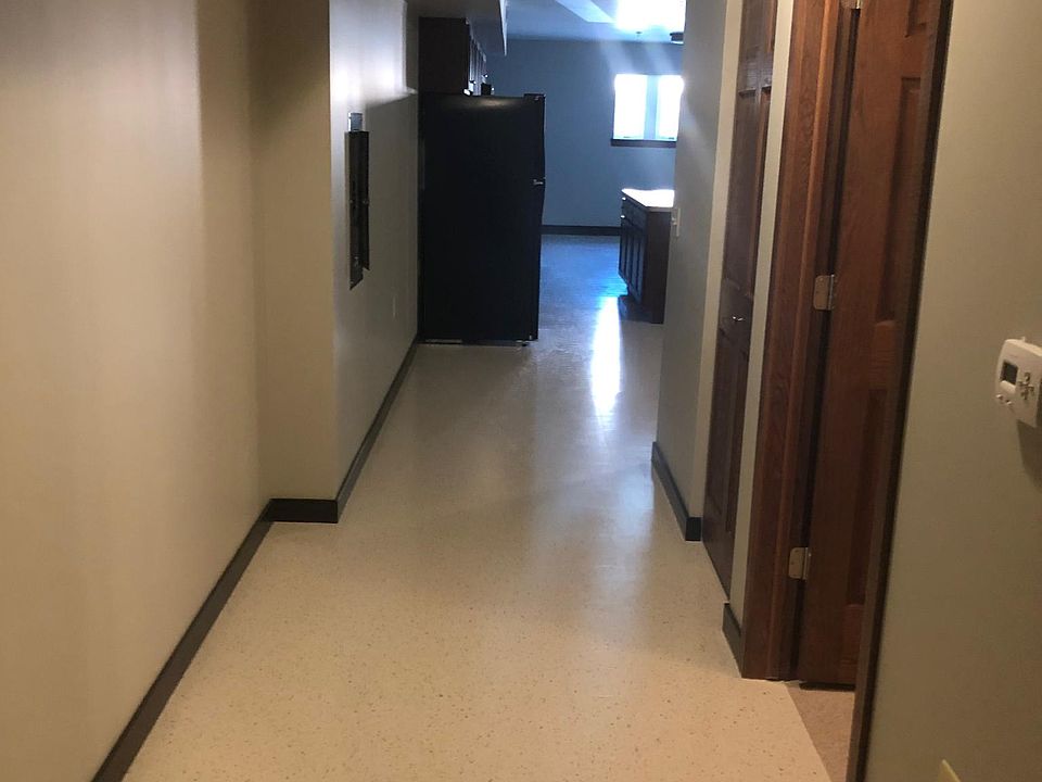 2nd image of 107-720 59th Pl #107