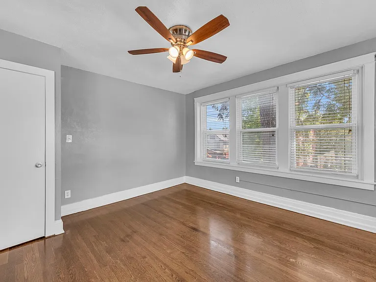 4226 Locust St — Photo 24