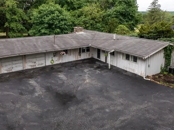 501 E Jamestown Rd, Greenville, PA 16125