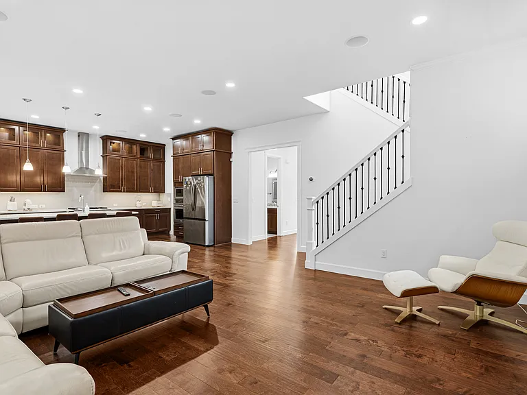 15315 NE Woodland Pl — Photo 16