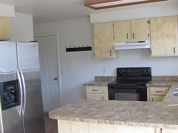 3rd image of 5414 S Nez Perce Dr