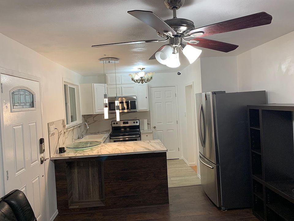 1st image of 1251 Peach Ct #B