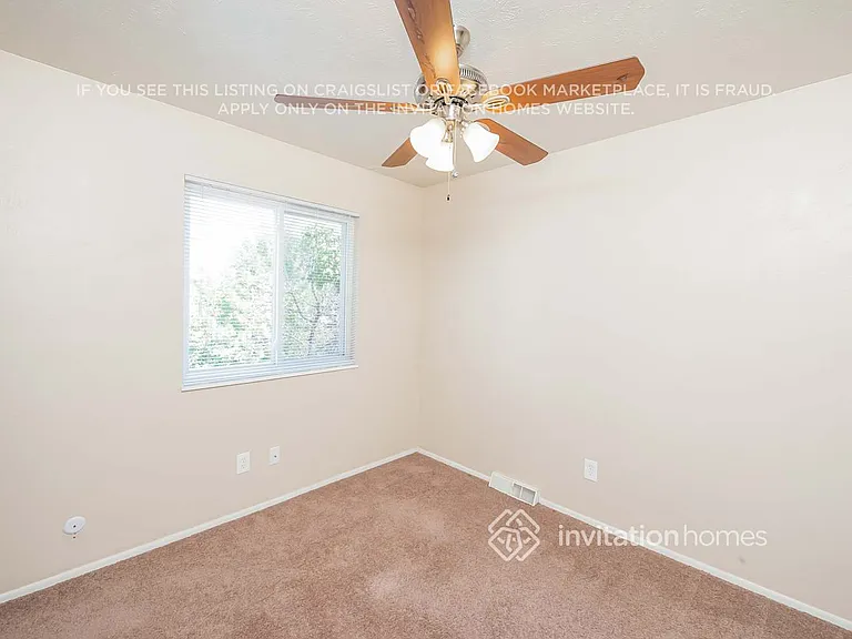10744 Moore Cir — Photo 11