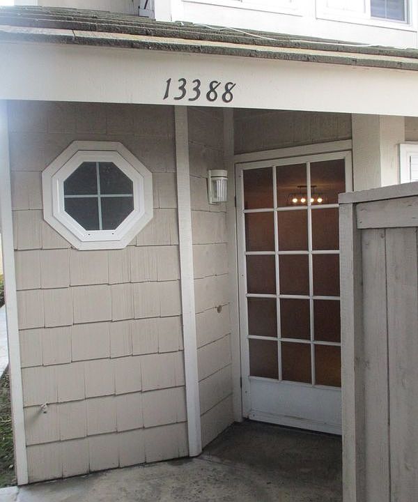 1st image of 13388 Taft St #8