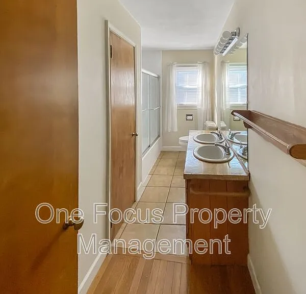 315 N Arch St — Photo 14
