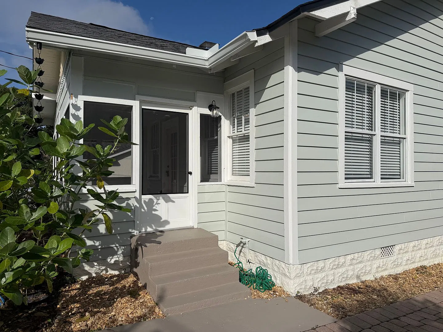 3-Bedroom 2-Bath Available Now Charm, Character & A Property With A Story To Tell! — Photo 2