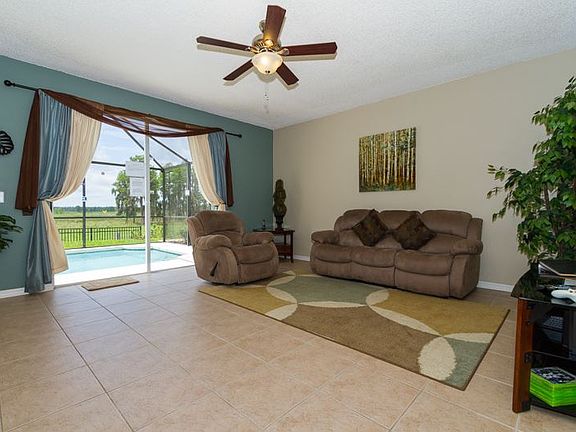 4th image of 535 Sunset View Dr