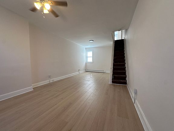5th image of 3265 Edgemont St