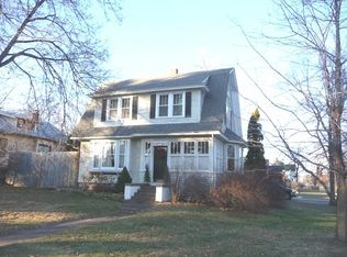 502 W Fulton St, Waupaca, WI 54981