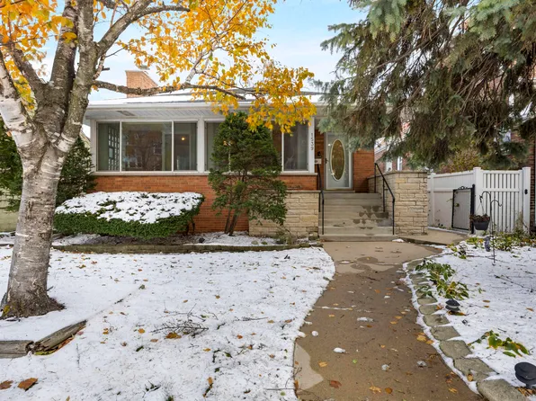 1539 Warwick Ave, Whiting, IN 46394