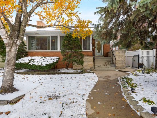 1539 Warwick Ave, Whiting, IN 46394