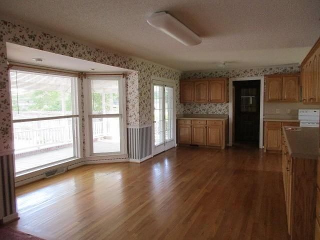 2nd image of 102 Central Ave
