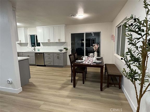 5th image of 10271 Garrett Rd