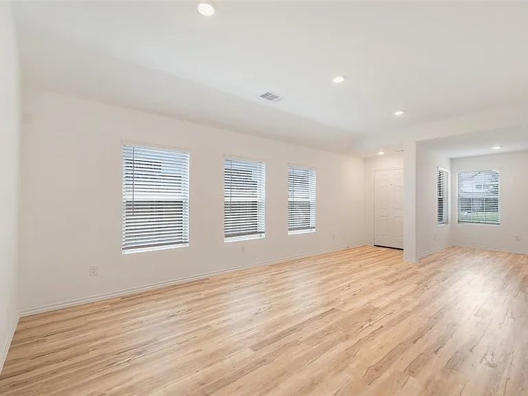 26626 Lantana Canyon Dr — Photo 5