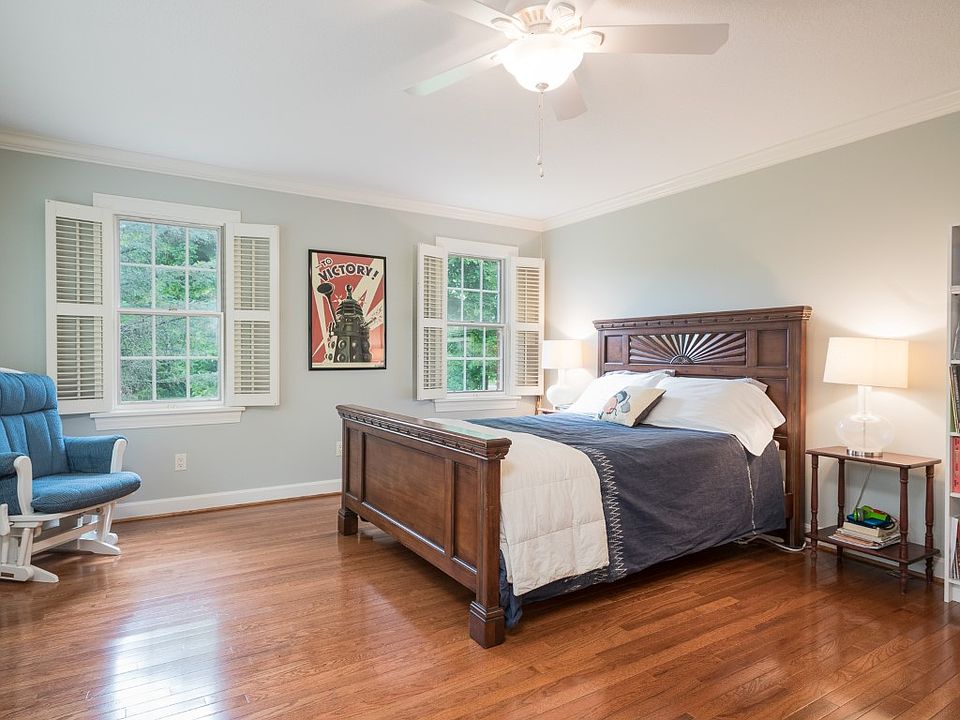 1st image of 95 Wexford Dr