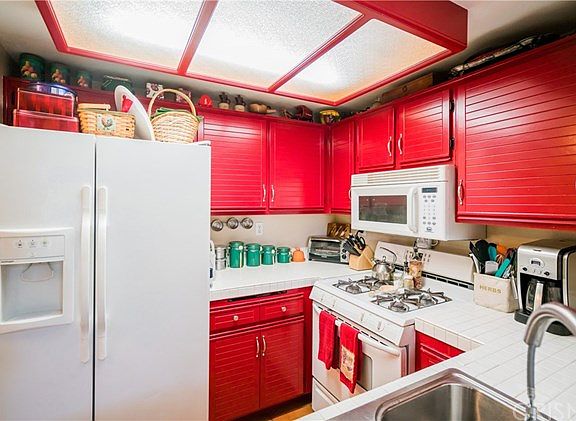 4th image of 24141 Del Monte Dr Unit 240