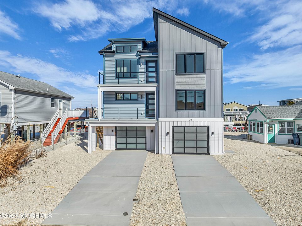 1st image of 28 W Navasink Drive