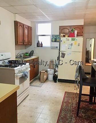 3rd image of 30 Plymouth St #A