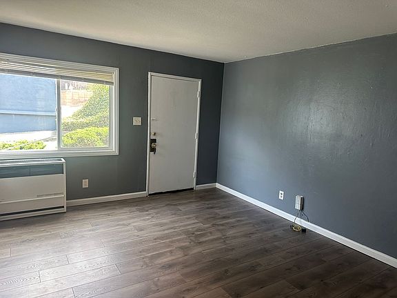 4th image of 3793 Buell St #3795