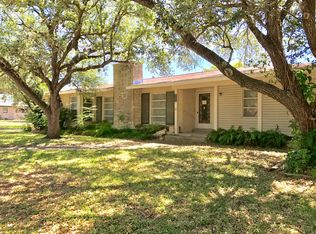 644 Tutt Ave, Taft, TX 78390