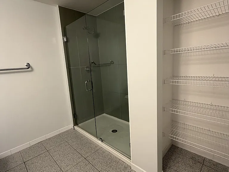 960 E 23rd St #29 — Photo 5