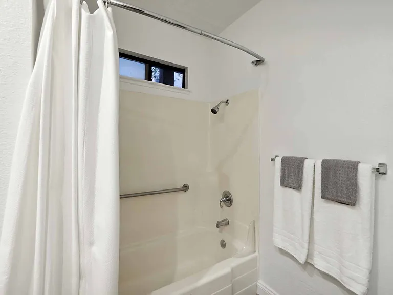 413 N Villa Way — Photo 13