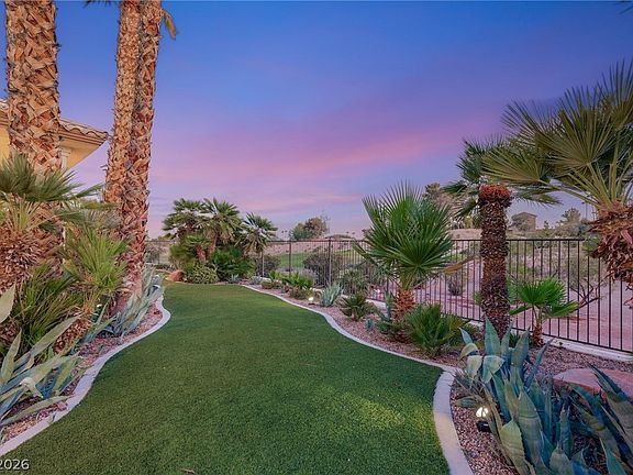 2nd image of 8633 Lakeridge Cir