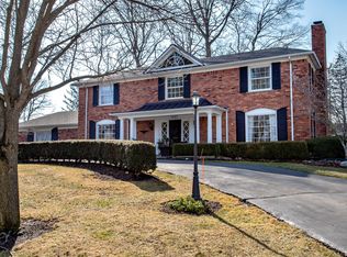 1343 Indian Mound Trl, Bloomfield Hills, MI