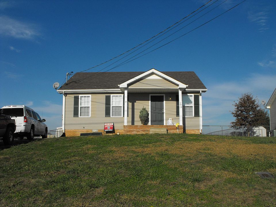 2nd image of 305 Cranklen Cir