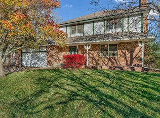 6830 SW 33rd St, Topeka, KS 66614