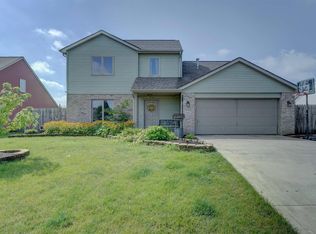 311 Canyon Dr, Auburn, IN