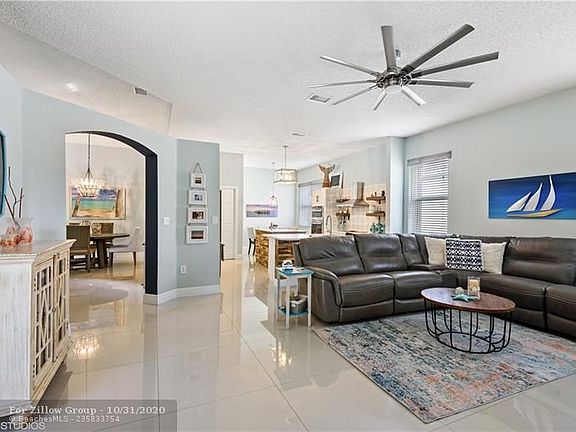 4th image of 5245 NW 51st St