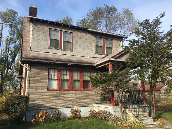 15325 Freeland St, Detroit, MI 48227