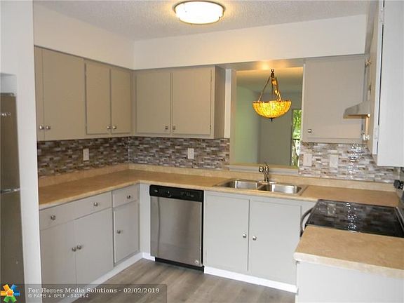 2nd image of 2214 S Cypress Bend Dr APT 206