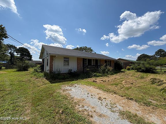2nd image of 412 Drew Avenue