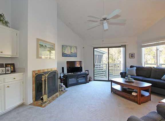 2nd image of 816 Harbor Place Dr