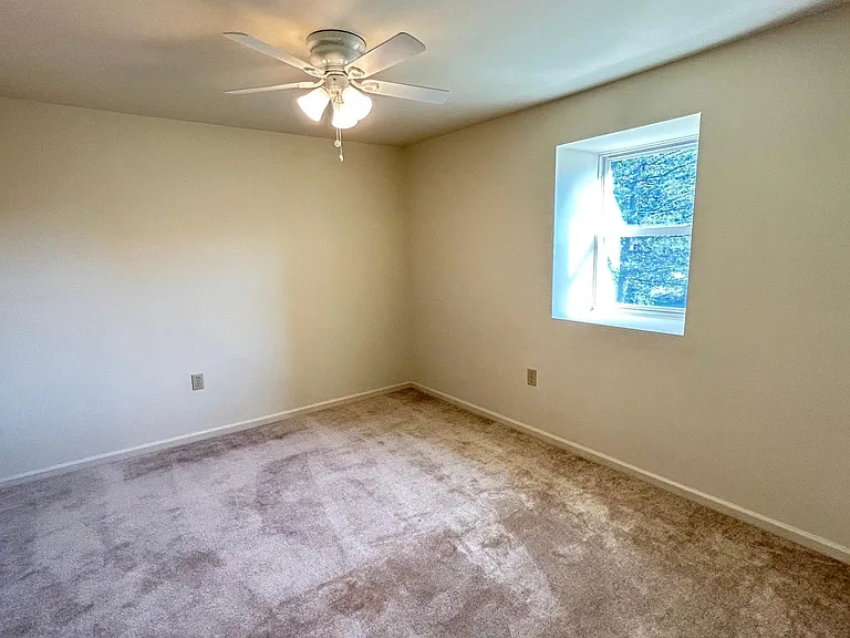 807 Rainbow Dr #3 — Photo 14