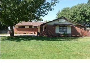 515 S Turquoise Ln, Wichita, KS 67209