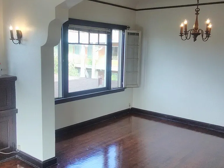 128 Falcon Ave — Photo 9