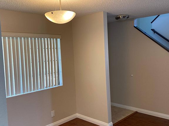 3rd image of 2931 Plaza Del Amo Unit 133
