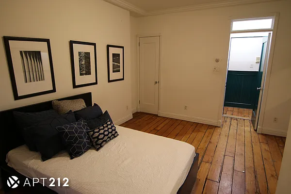 Rented by APT212 INC | media 29
